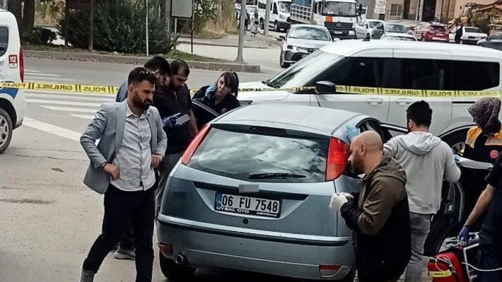Ankara'da Otomobilde Ölü Bulunan İki Kişi Egzoz Gazından Zehirlenmiş