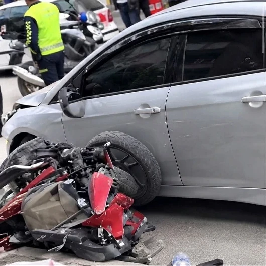 Ankara Polatlı'da Motosiklet Kazası: Belediye İşçisi Ağır Yaralı