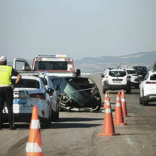Ankara'da Yakıt Tankeri ile Otomobil Çarpıştı: 2 Yaralı