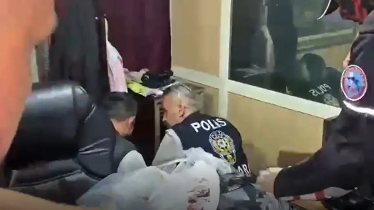 Ankara'da kumarhane operasyonu: 11 gözaltı, altın ve döviz ele geçirildi