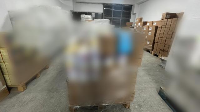 Ankara'da ruhsatsız bebek ürünleri tesisine baskın: 49 bin 314 ürün ele geçirildi