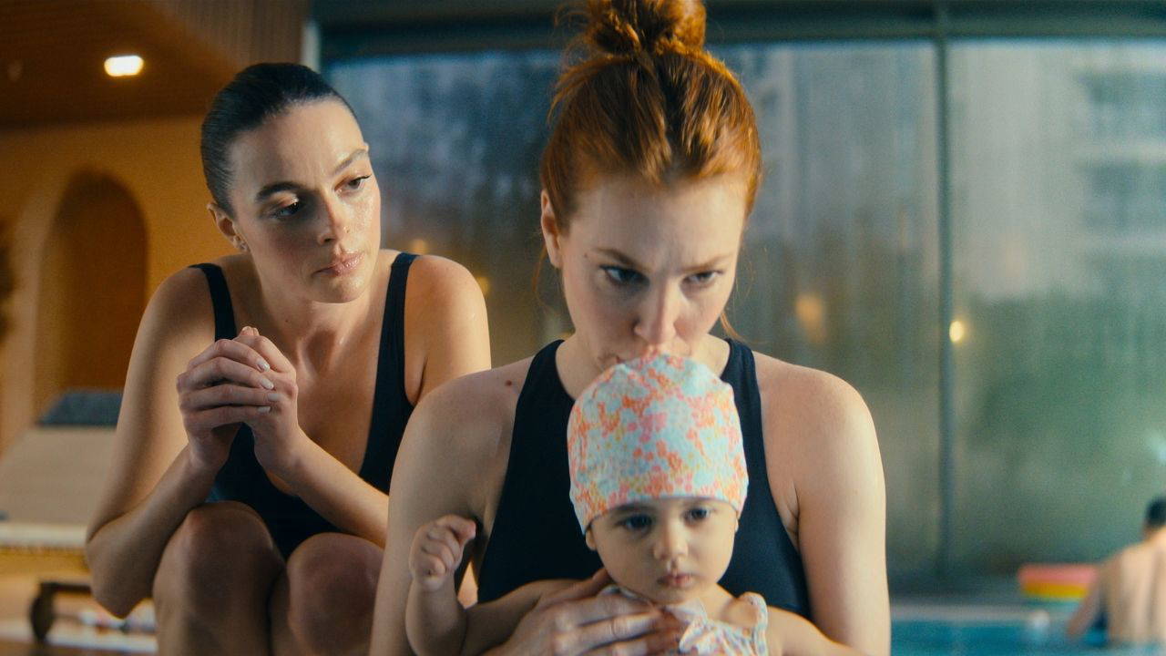 Annelerin 'Ölümcül' Kimlikleri: Kendini Kaybetme Korkusu