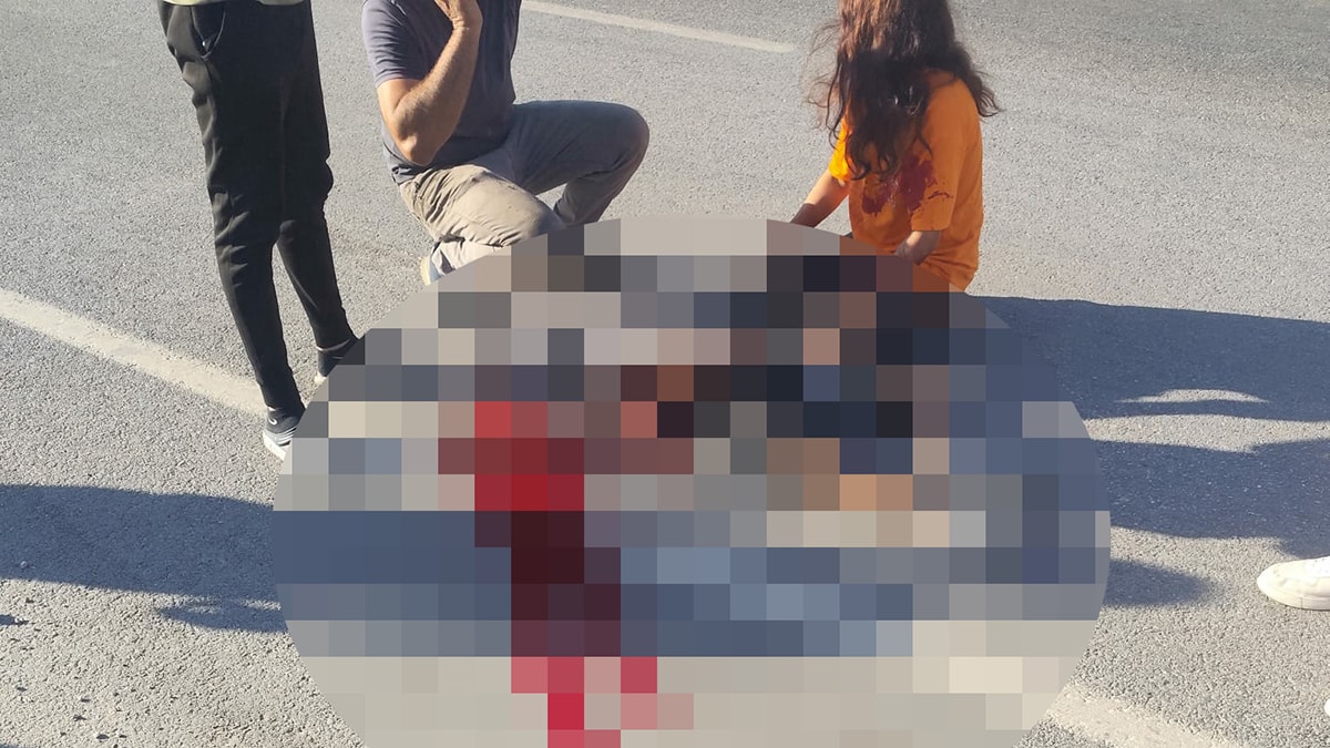 Antakya'da Topun Peşinden Koşan 11 Yaşındaki Çocuk Kamyonetin Altında Can Verdi