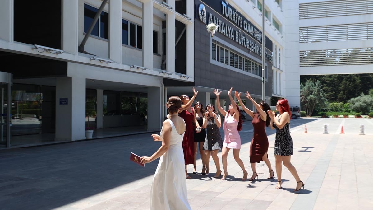 Antalya'da 71 Çift, 06.06.2026'da Dünya Evine Girdi