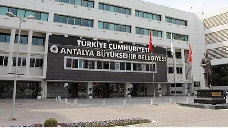 Antalya Büyükşehir Belediyesi'ne yeni soruşturma: 3 gözaltı