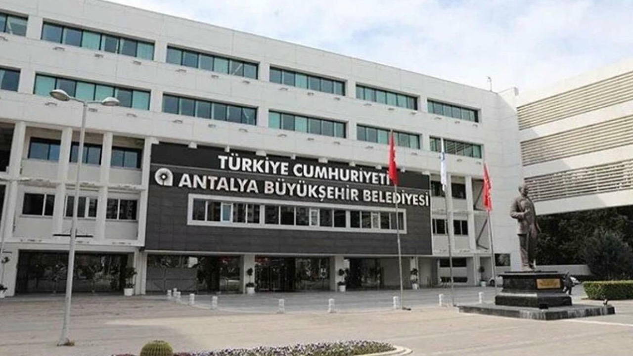Antalya Büyükşehir yolsuzluk soruşturmasında 2 şüpheli daha serbest