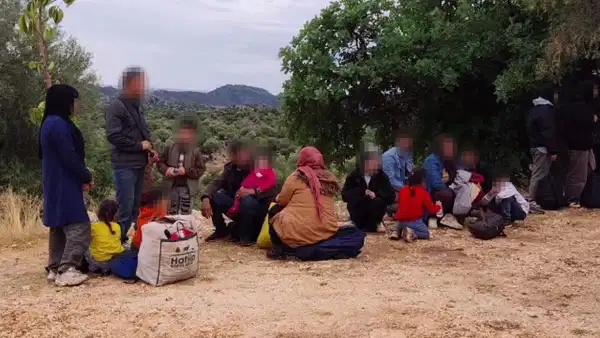 Antalya Demre'de kaçak göçmen operasyonu: 3 tutuklama