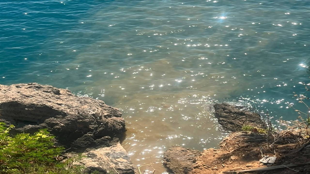 Antalya'da Falezlerden Denize Atık Su Akışına Soruşturma