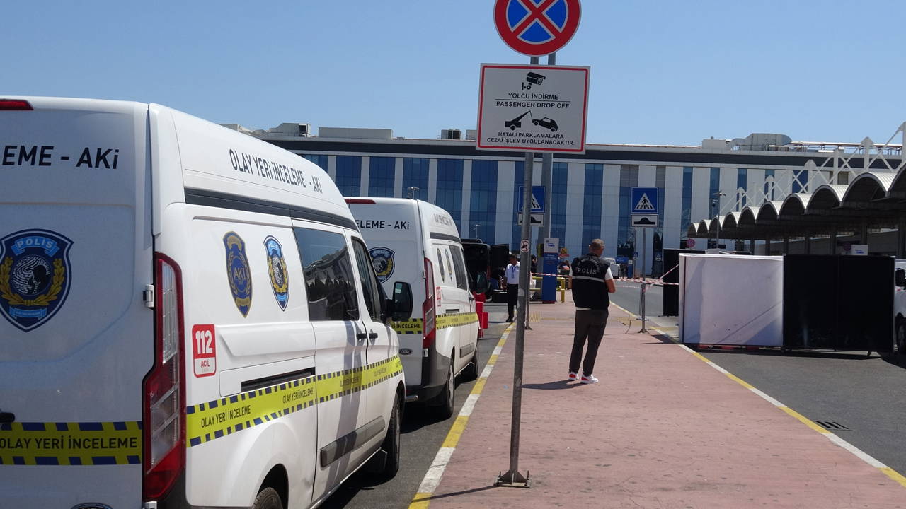 Antalya Havalimanı'ndaki kadın cinayetinde yeni ayrıntılar: Emekli polis memuru, cinayeti işlemeden önce kadının evine gitmiş