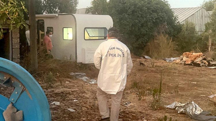 Antalya'da Karavanda Yaşayan 65 Yaşındaki Adam Ölü Bulundu