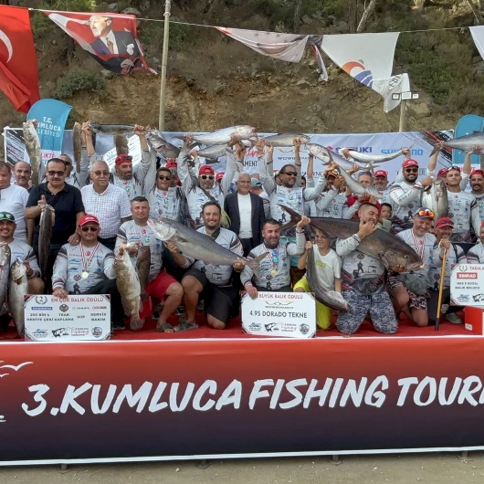 Antalya'da 300 Sporsever Büyük Balık İçin Yarıştı