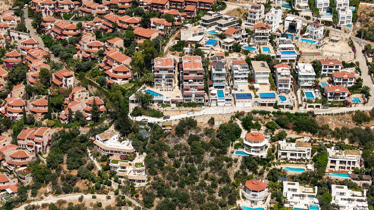 Antalya'da Lüks Tatil: Kaş ve Kalkan'da Kiralar 500 Bin Liraya Dayandı