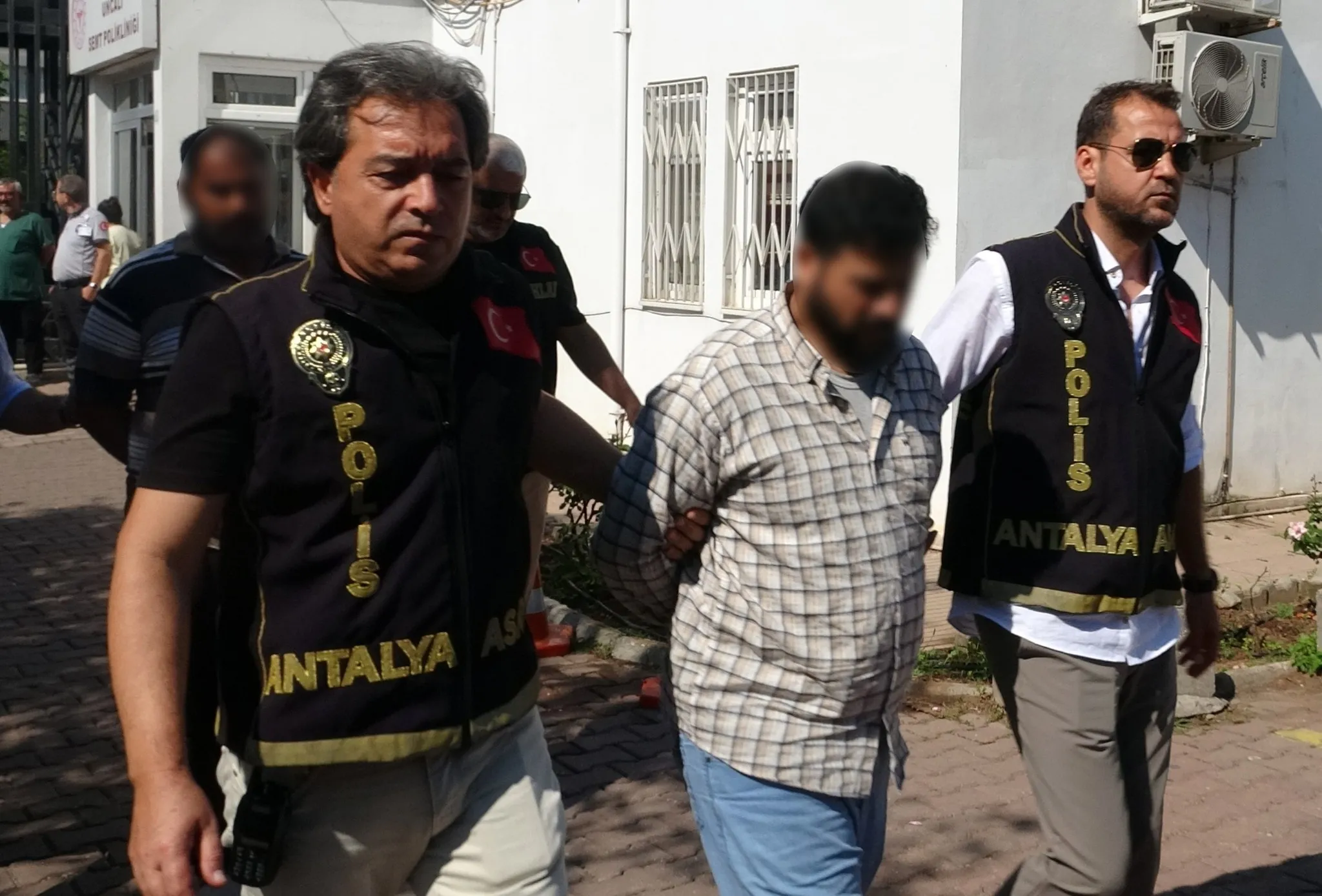 Antalya'da 12 yıllık cinayet çözüldü: 3 tutuklama