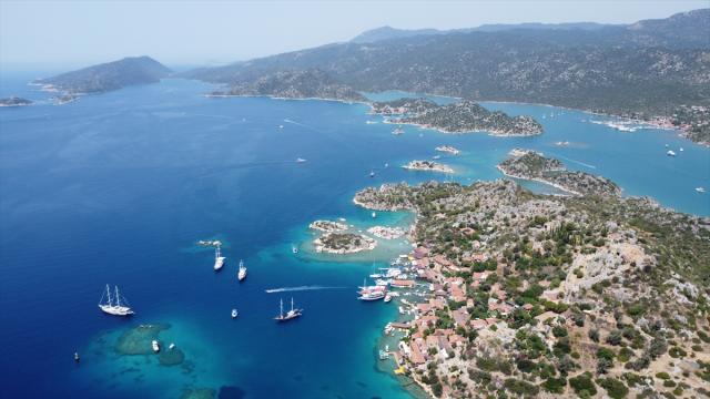 Antalya'da Turist Sayısı 10 Milyonu Aştı