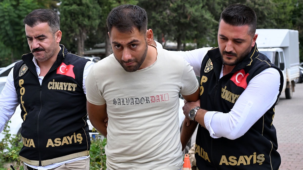 Antalya'da vahşet: Kaynar su döküp boğdu