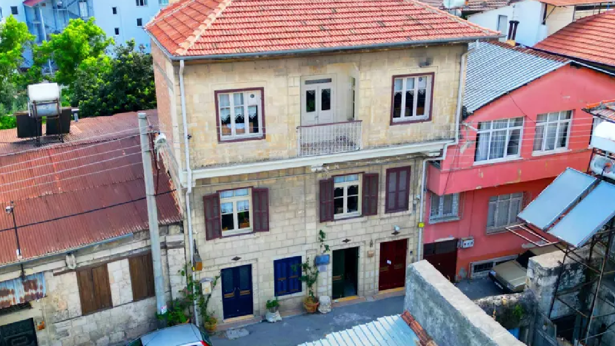 Antika tutkusu onu fabrikadan konak sahibi yaptı