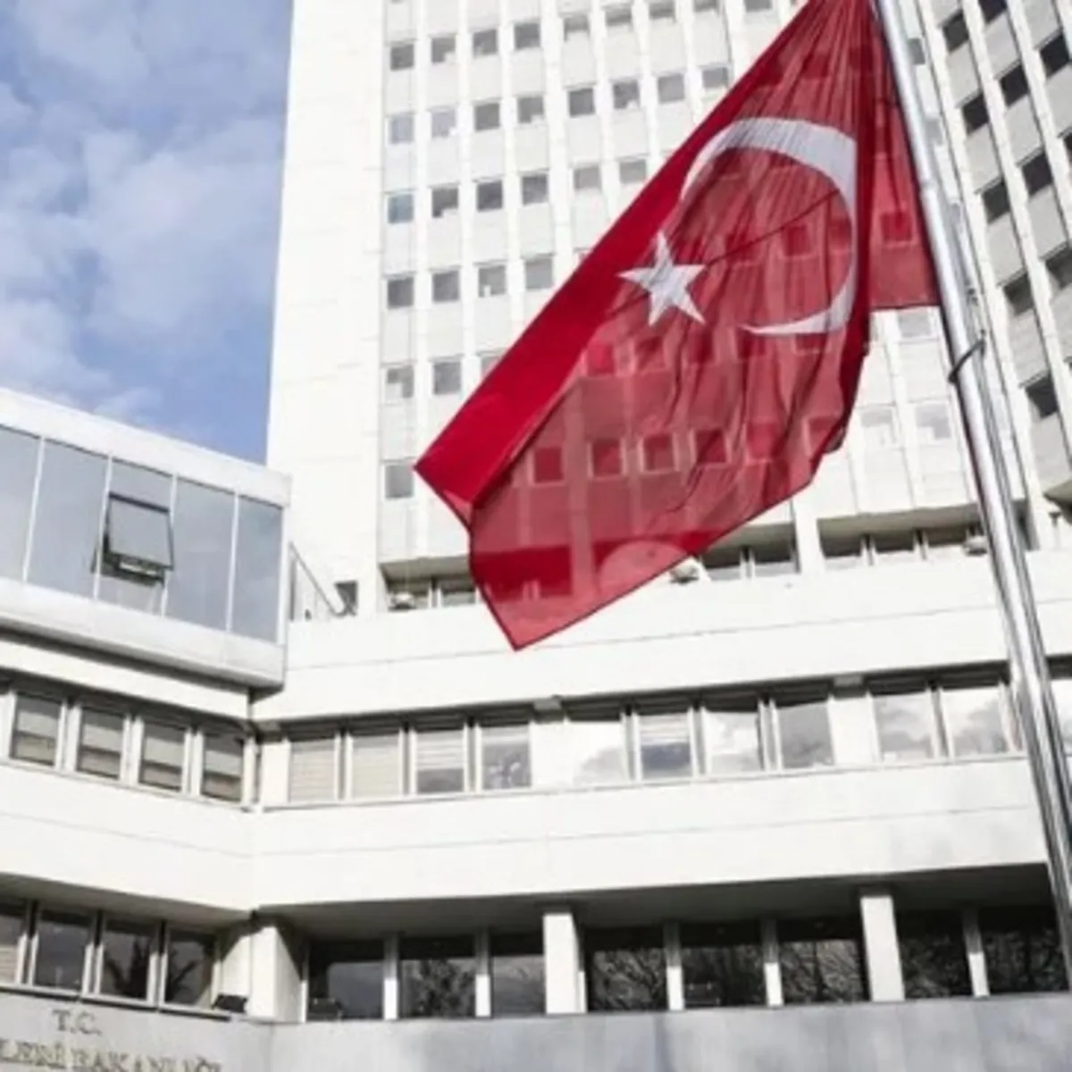 AP'nin TSK'ya Yönelik Alçak İddialarına Türkiye'den Sert Tepki