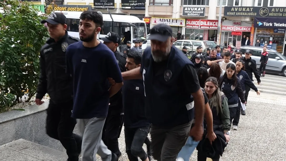 Araç satanlara noter tuzağı: 55 ilde dolandırıcılık operasyonu