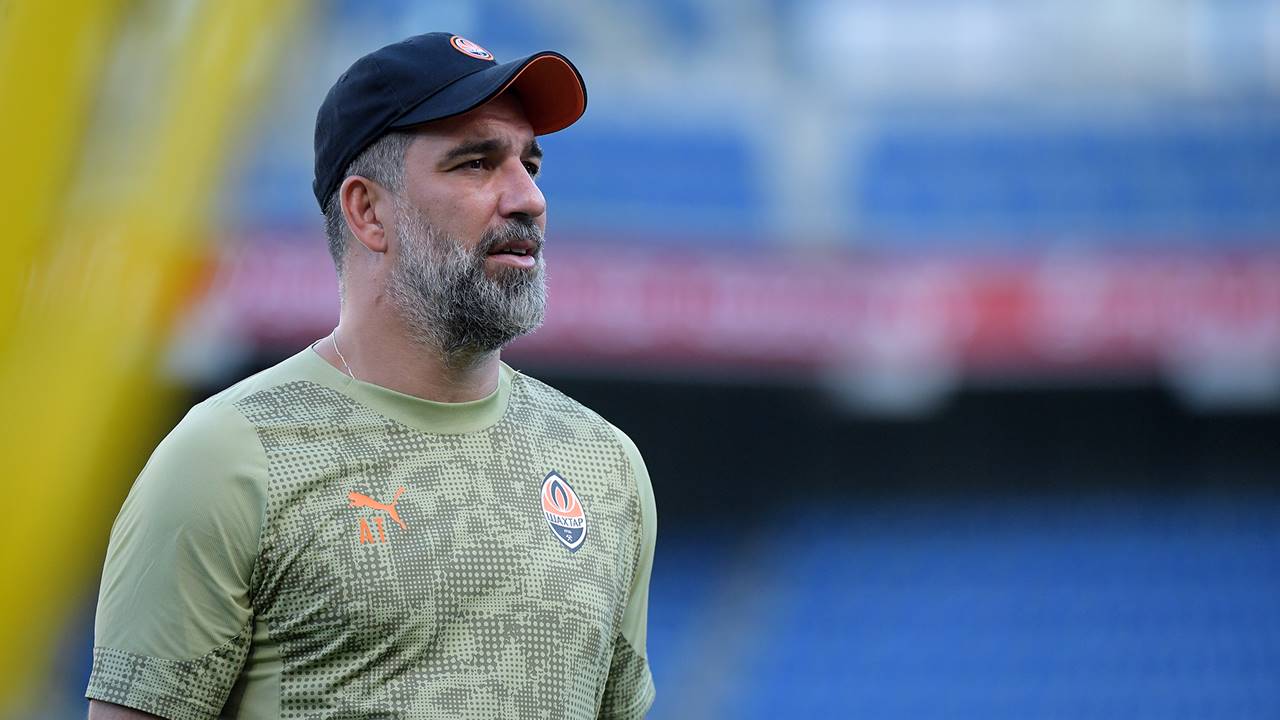 Arda Turan'dan Kiev'deki Füze Saldırısına İlişkin Açıklama: 'Sığınağa İndim
