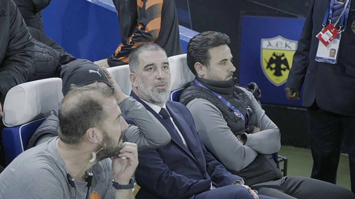Arda Turan'dan Stamford Bridge'te tarihi başarı