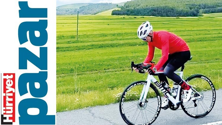 Ardahan'da Bisiklet Festivali: Pedallar Atatürk Silüetine Çevrildi