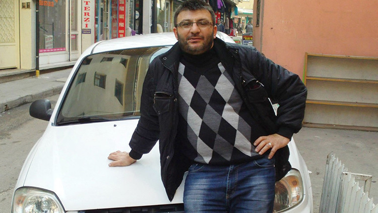 Arı Sokması Sonucu Hayatını Kaybeden Esnaf, Doğum Gününde Toprağa Verildi