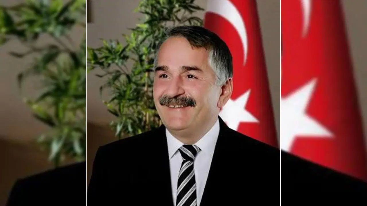 Arifiye Belediye Başkanı Karakullukçu Kalp Krizi Şüphesiyle Hastaneye Kaldırıldı