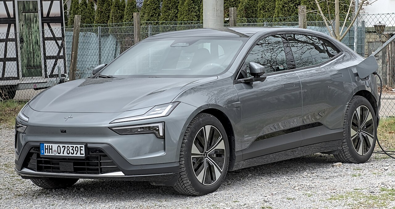 Arka Cam İnadı Bitti: 536 Beygir Polestar 4 SUV Tanıtıldı