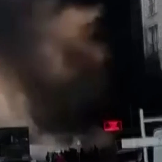 Arnavutköy'de restoran yangını: Mahsur kalanlar tahliye edildi