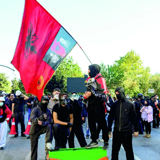 Arnavutluk'ta Trump Ailesi Protestoları 150. Gününde
