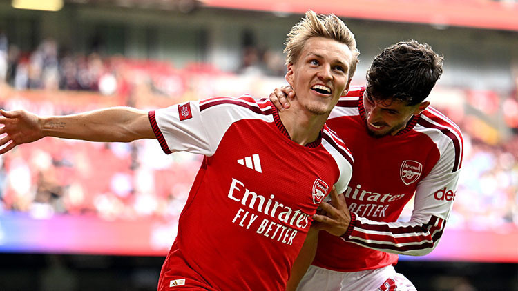 Arsenal Community Shield'da Manchester City'yi 3-0 Mağlup Etti