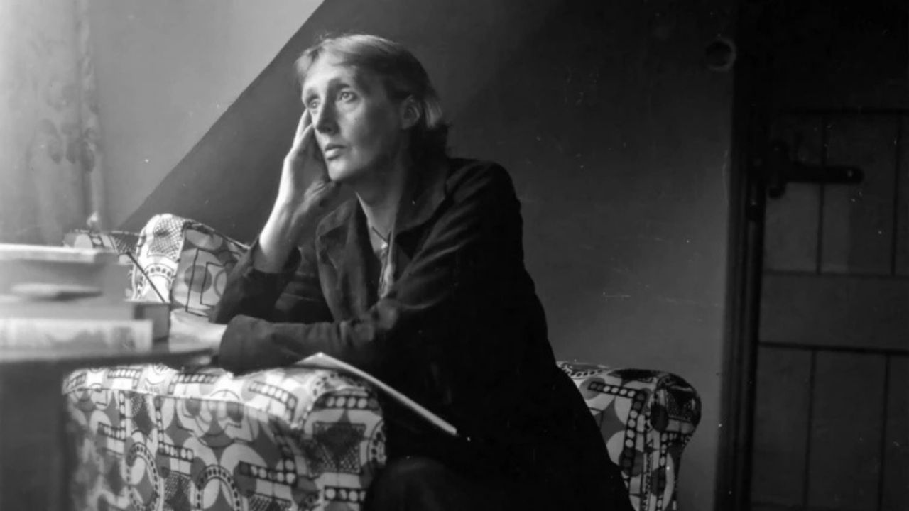Arter Kitap Kulübü'nde Bu Ay Virginia Woolf Var