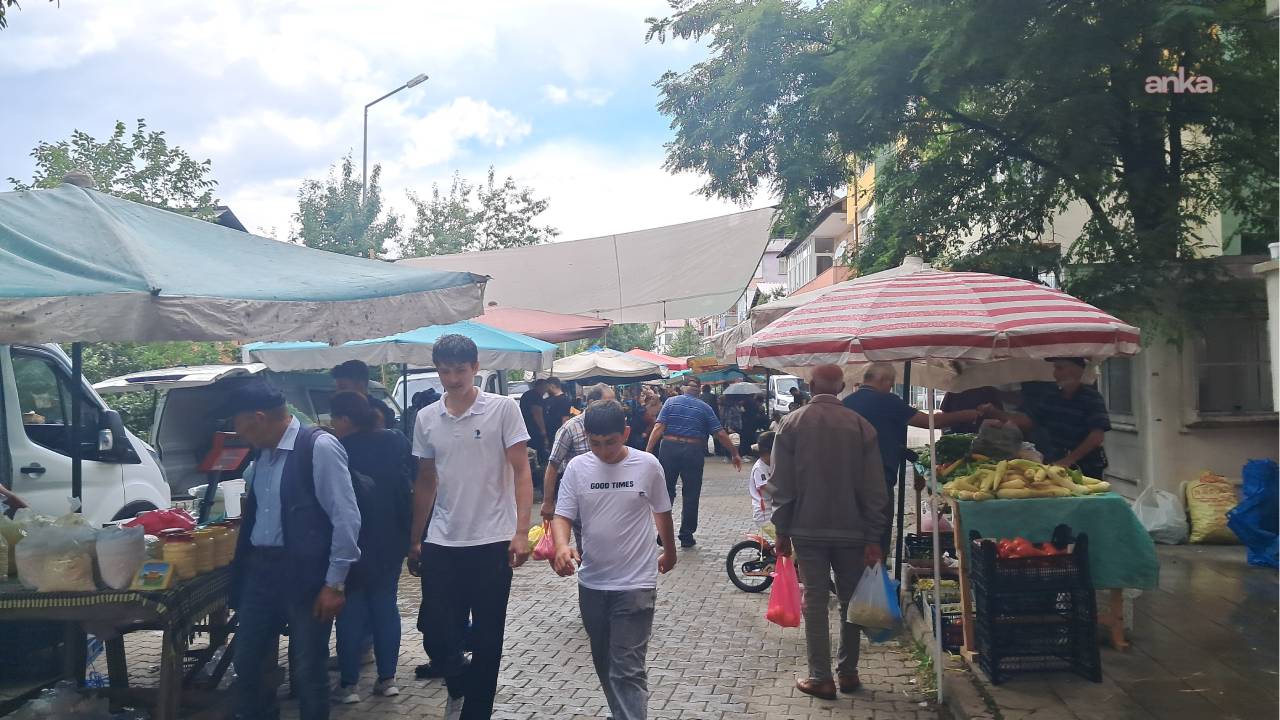 Artvin'de Vatandaşlar Geçim Derdinde: 'Domates 100 Lira, Maaş Yetmiyor