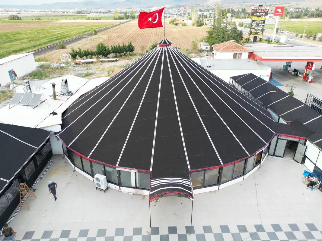 Asırlık Kıl Çadır Geleneği Yazın Serin, Yağmurda Sığınak Oluyor