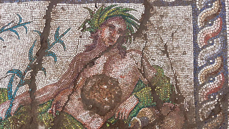 Aspendos'ta Nehir Tanrısı Genç Eurymedon Mozaiği Bulundu