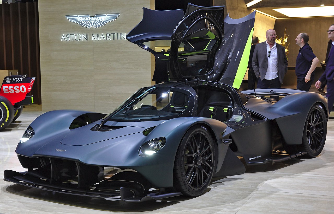 Aston Martin Valkyrie: 7 Hiper Otomobil Neden Geri Çağrıldı