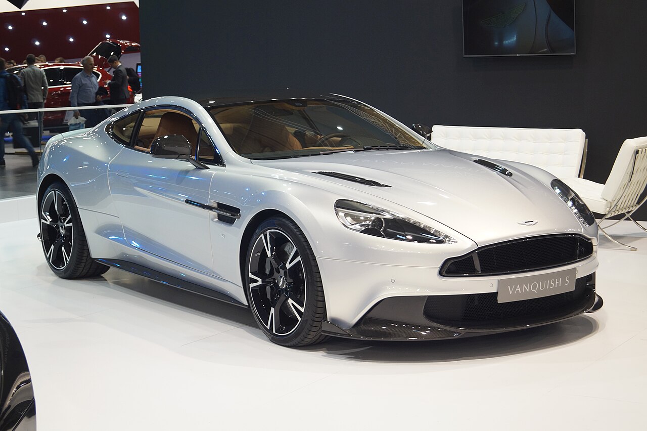 Aston Martin Vanquish 25: Sadece 50 Adet Üretilecek Efsane