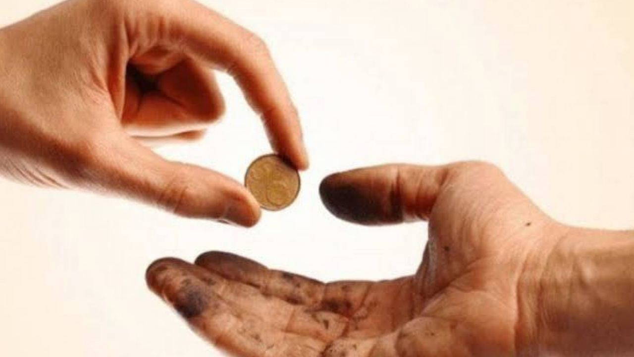 Astrolojiye Göre Eli Açık 5 Burç: Cömertlikleriyle Dikkat Çekiyorlar