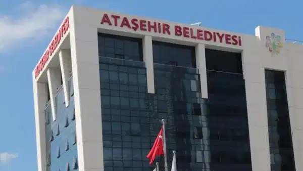 Ataşehir'de Seçim Öncesi CHP'den İstifa: Ekrem Köse Bağımsız Devam Edecek