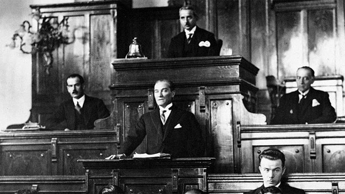 Atatürk’ün CHP’ye son vasiyeti: Ulusa hizmet andı