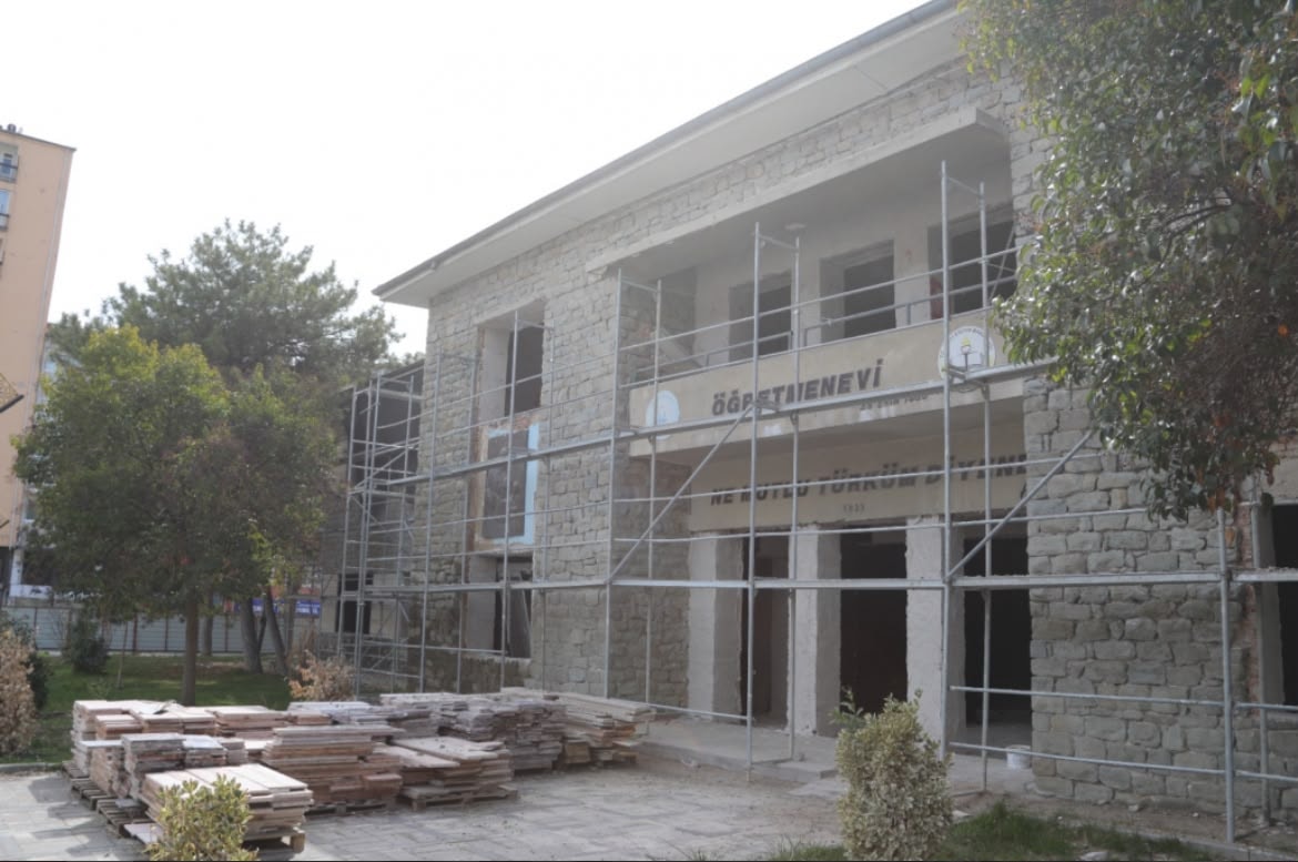Atatürk'ün Konakladığı Tarihi Bina 122 Milyon TL'lik Restorasyonla Yeniden Hayat Buluyor