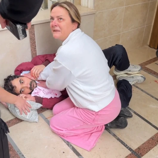 Avcılar'da bıçaklı kavga: Yol verme tartışması kanlı bitti