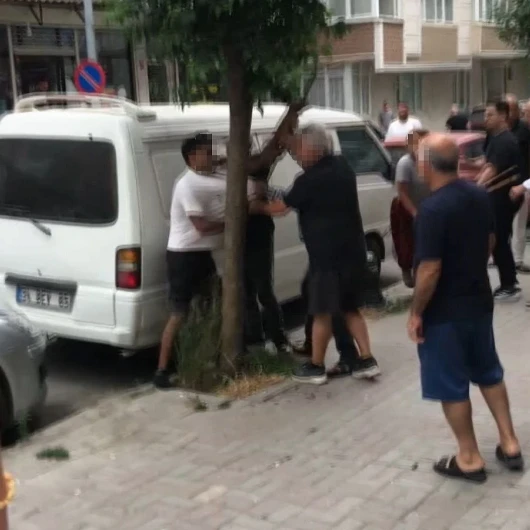 Avcılar'da Çamaşır Makinesi Kavgası: Taş ve Demir Sopalı Saldırı