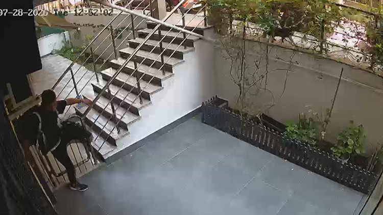 Avcılar'da ilginç hırsızlık: Yanlış eve giren hırsız, yan daireyi soydu