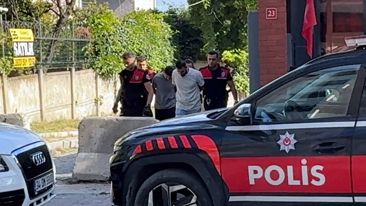 Avcılar'da Metruk Binada Uyuşturucu Operasyonu: 2 Gözaltı