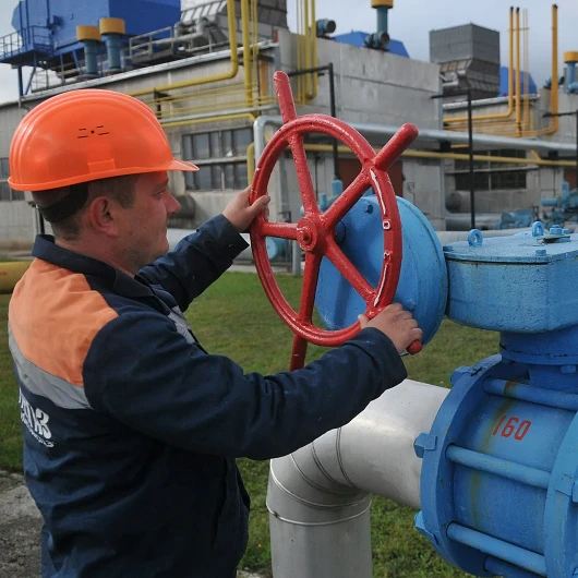 Avrupa'da Gaz Stokları Rekor Düşüşte: Kış Tedirginliği Artıyor
