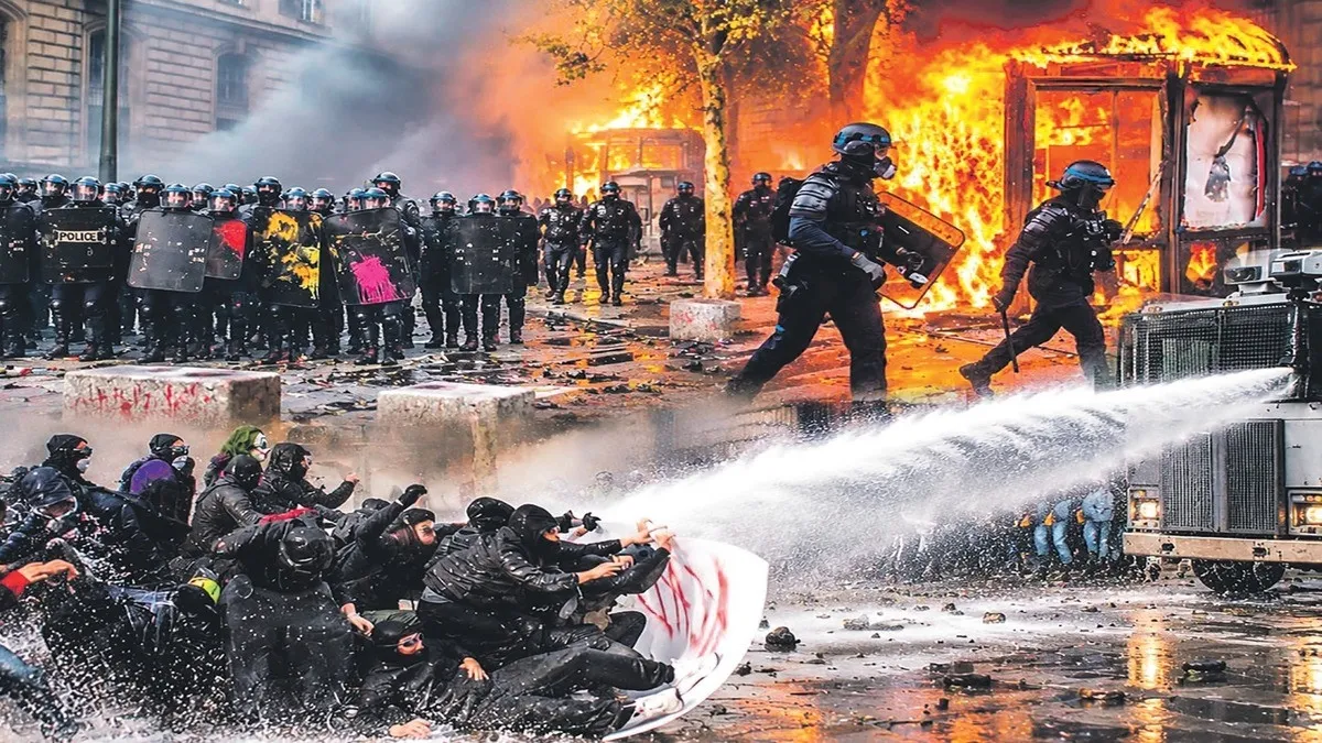 Avrupa'da protestolar borsaları vurdu: Kayıplar yüzde 2'yi aştı