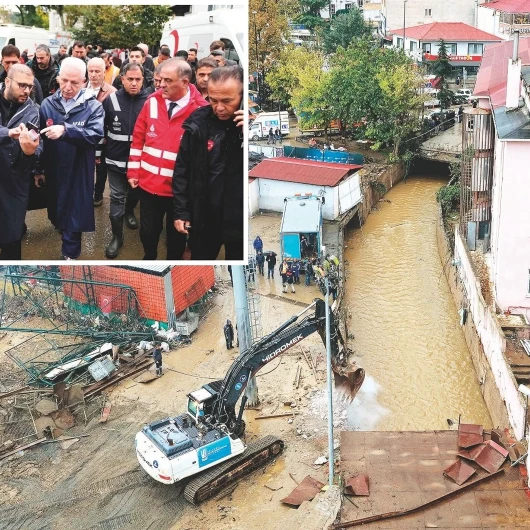 Ayazağa'da Dere Yatağındaki Binalar Yıkılıyor
