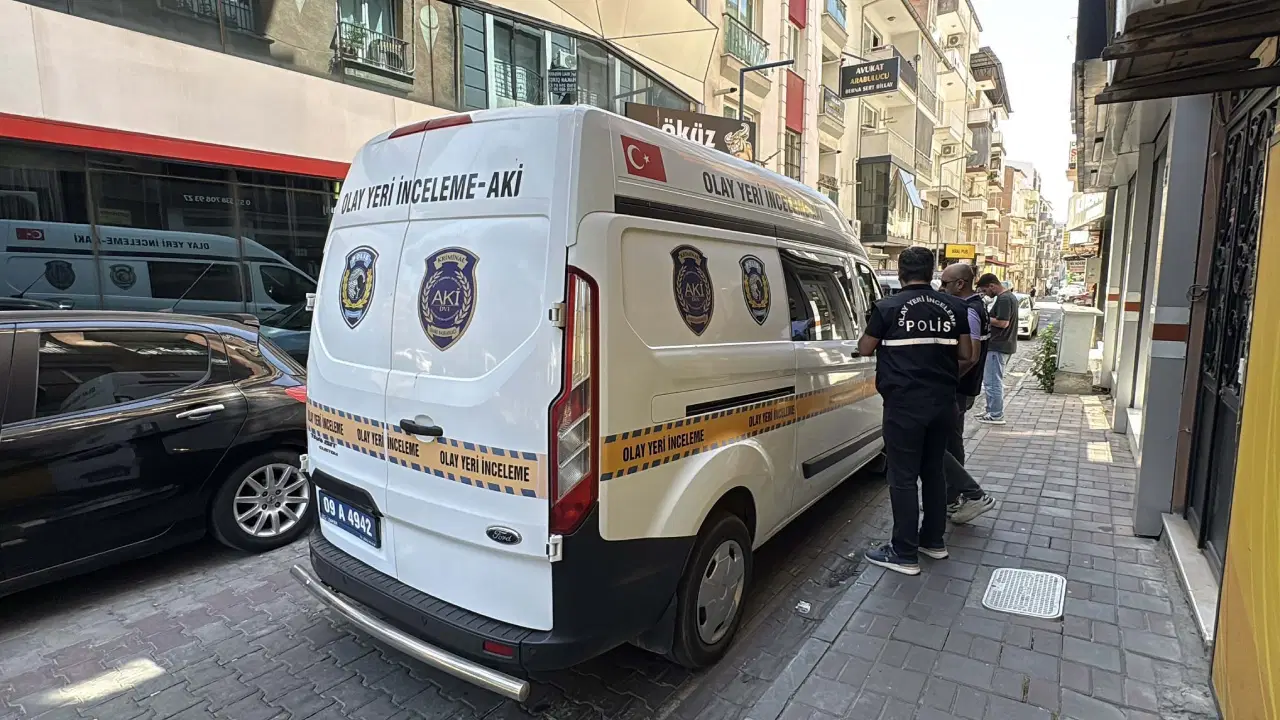 Muhtar Sebahattin Kahraman Masaj Salonunda Ölü Bulundu