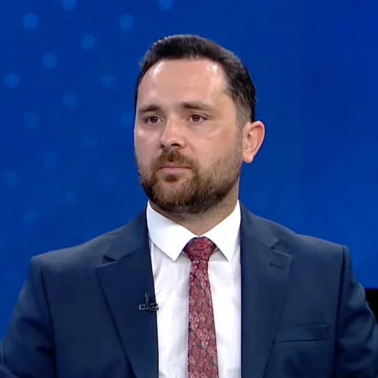 Ayhan Sarı: Şer Odakları Birbirine Düştü, Türkiye Fırsatı Değerlendirmeli
